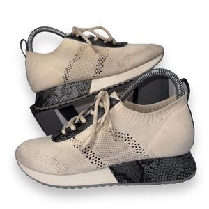 Baretraps Palta Fashion Sneakers Cream / Snake Print Women's 7